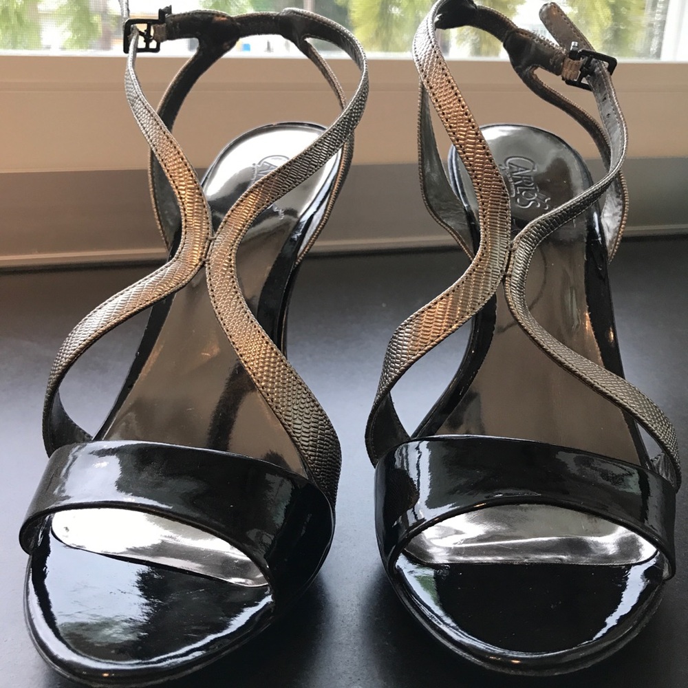 Carlos Santana size 8.5 stilettos-Black and silver